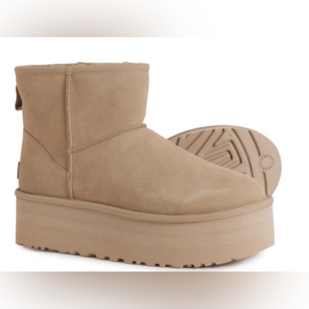 UGG Classic Mini Platform Boots - Mustard Seed
